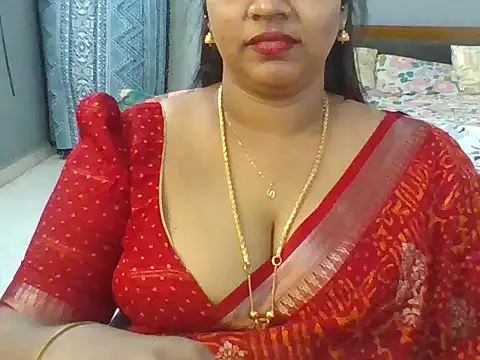 Tamil_hot_Meenu stripchat live cam model