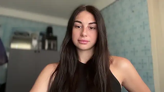 LiluMartiznir stripchat live cam model