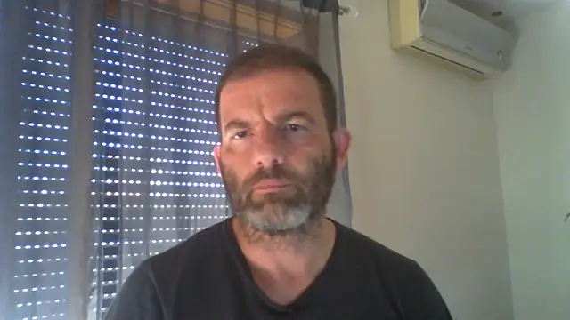 _grj1 stripchat live cam model