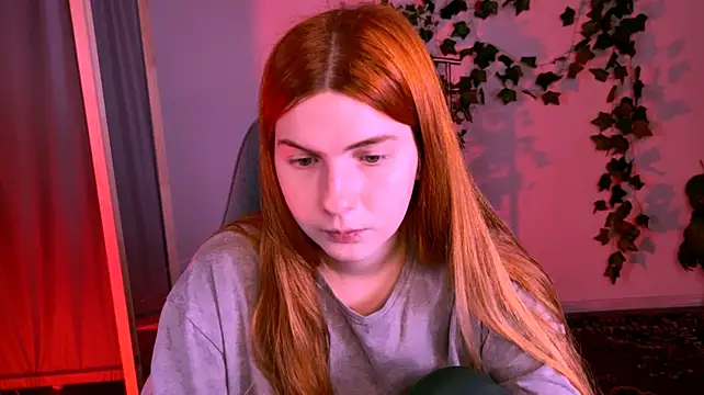 AliceCUNTach stripchat live cam model