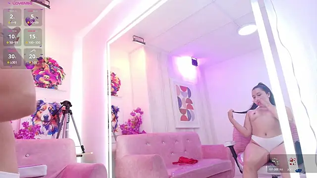 Naomi__jackson stripchat live cam model