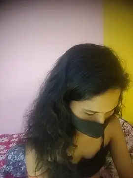 hott_mia stripchat live cam model