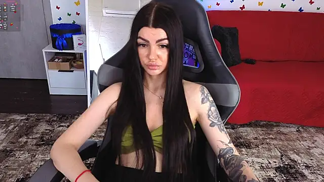 AnacondaOnn stripchat live cam model