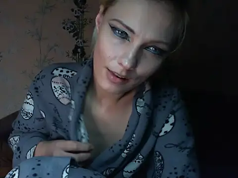 WildMissNiks stripchat live cam model