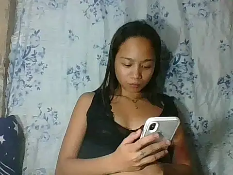 Asianpinay_Skinny1818 stripchat live cam model