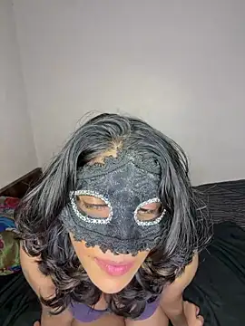 Love_Birds00 stripchat live cam model