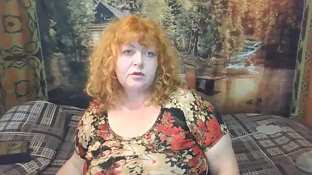 RoseRed69 stripchat live cam model