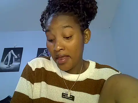 cute-alexis stripchat live cam model