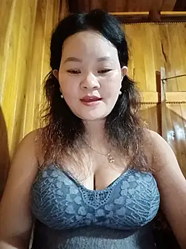 ctm-cute stripchat live cam model