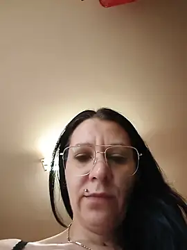 SugarDiamonds stripchat live cam model