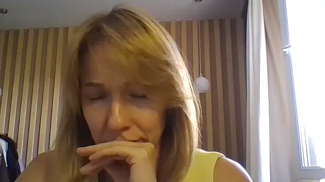 Deloriada stripchat live cam model