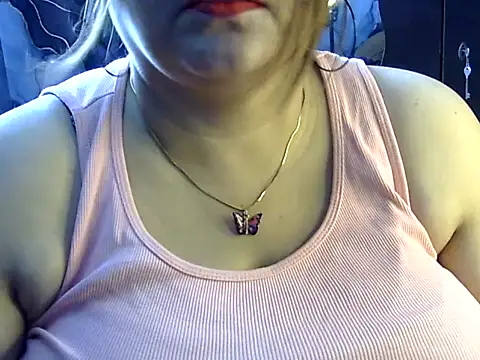 Soniya_Sha stripchat live cam model