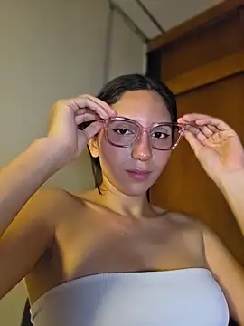 FrierenHot stripchat live cam model