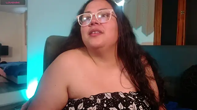 Paloma_a stripchat live cam model