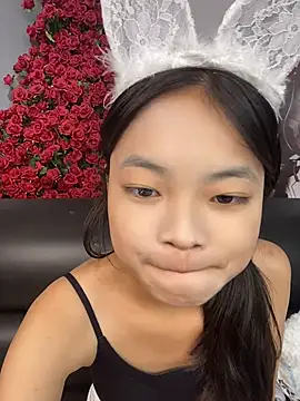 CCoo-2003 stripchat live cam model