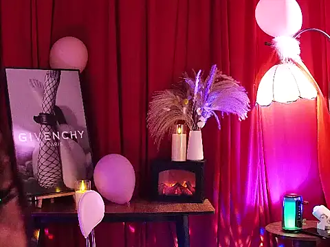 Lasouris5254 stripchat live cam model