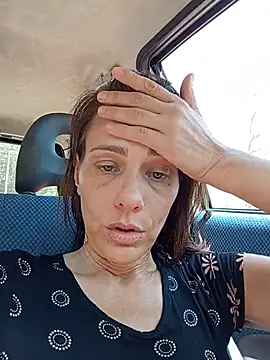 Zingara83 stripchat live cam model