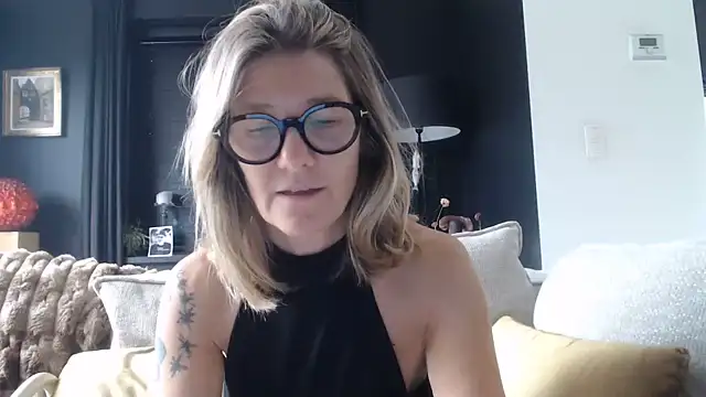 godinflower stripchat live cam model