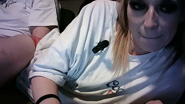 yourfavgirlduh stripchat live cam model