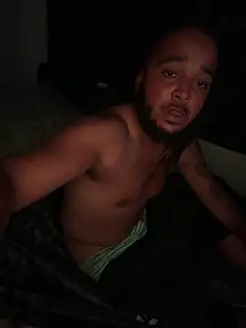 JuRuBandz21 stripchat live cam model