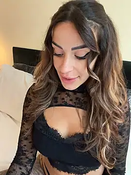-Alisa stripchat live cam model