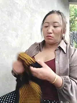 zhen-zo stripchat live cam model