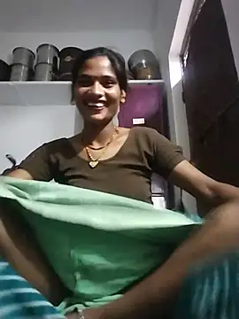 Ishani_sharmaa stripchat live cam model