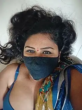 telugu_pellam143 stripchat live cam model