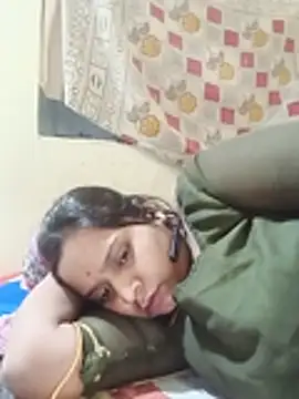 Priyasfhhc stripchat live cam model
