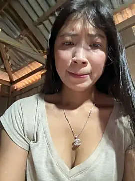 Viery68 stripchat live cam model