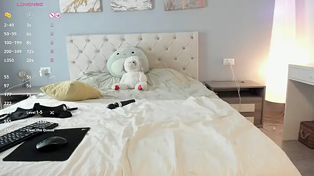 IvyTease_ stripchat live cam model