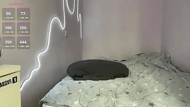 Lili_pup stripchat live cam model
