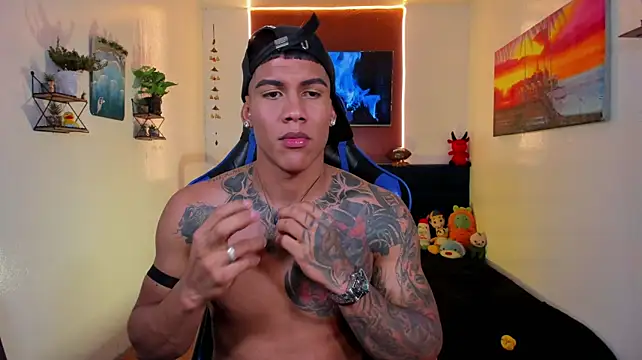 Damian_latinxxx stripchat live cam model