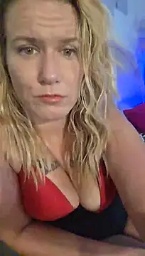 RhondaRump stripchat live cam model