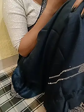 Seema_yadav01 stripchat live cam model
