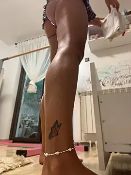 tanyagrey stripchat live cam model