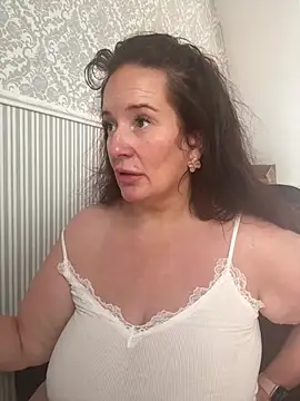 fallen_angel_mia stripchat live cam model