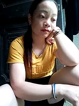 Isabella-aa stripchat live cam model