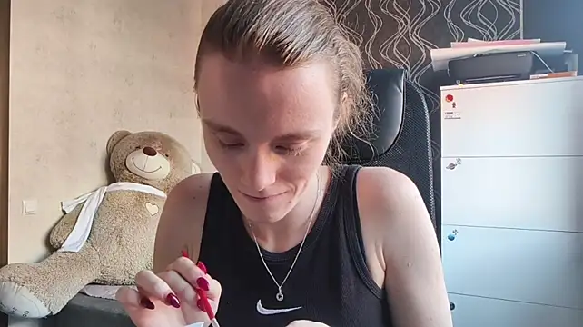 TanaRaggs stripchat live cam model