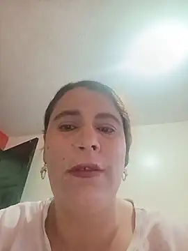 MarthinaBaker stripchat live cam model