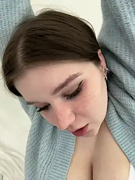 PumaShyXD stripchat live cam model