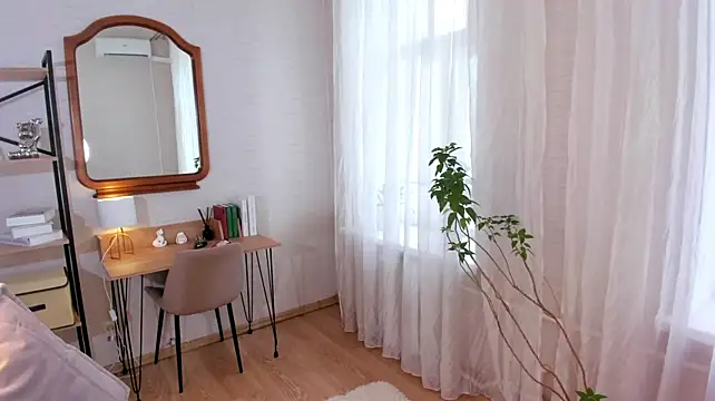 DarleenWarrior stripchat live cam model