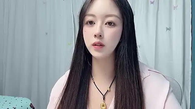 xiaomei1122 stripchat live cam model