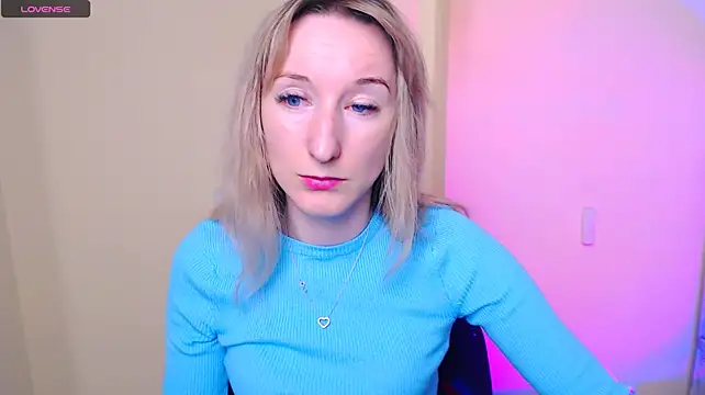 AmandaSell stripchat live cam model