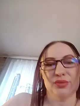 DashaHart stripchat live cam model