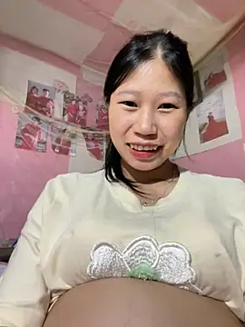 Spying_bird stripchat live cam model
