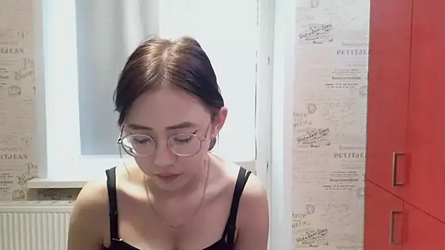 SolvedGlobe stripchat live cam model