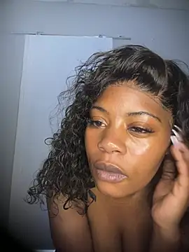 thethicktities stripchat live cam model