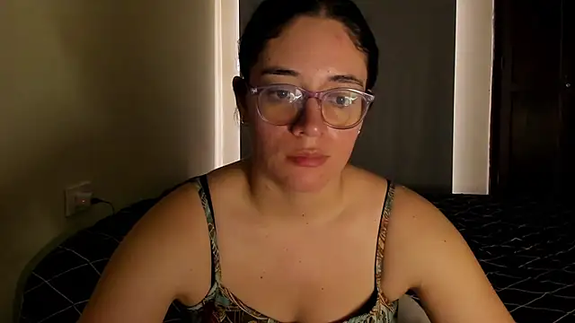 atenas_05_ stripchat live cam model