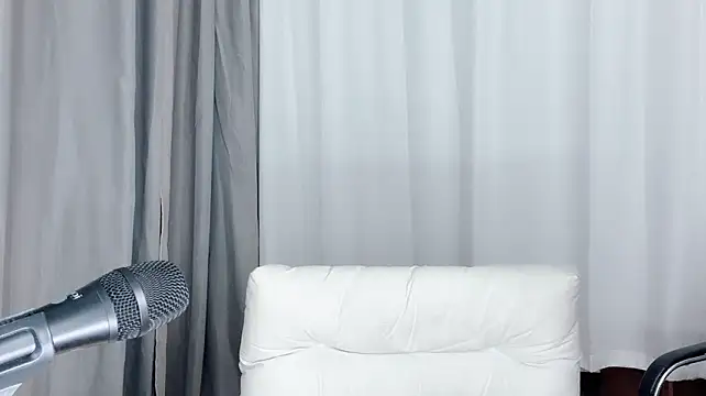 dalaopo6 stripchat live cam model